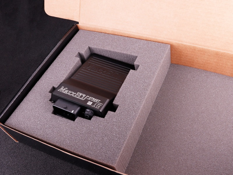 MaxxECU STREET unit with no accessories in box - MAXXECU