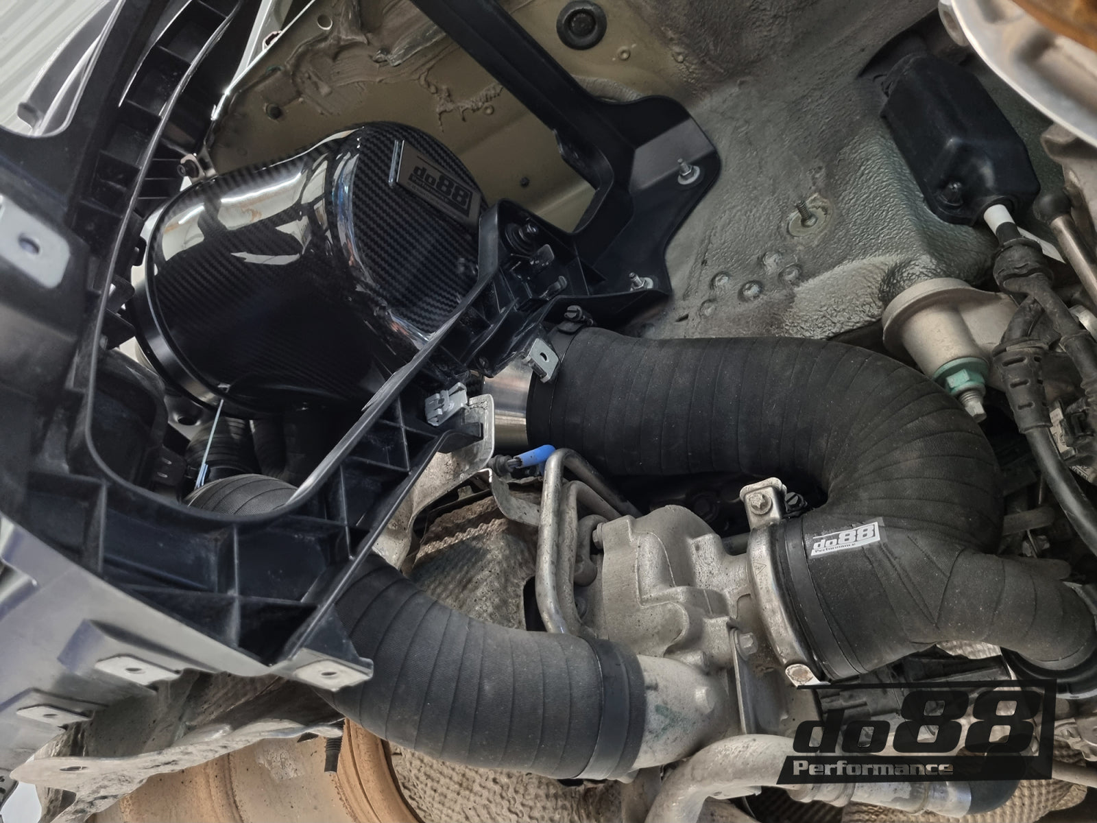 Porsche 911 Carrera (992.2) Turbo Inlet Hoses, for OE or DO88 66mm Airbox - DO88