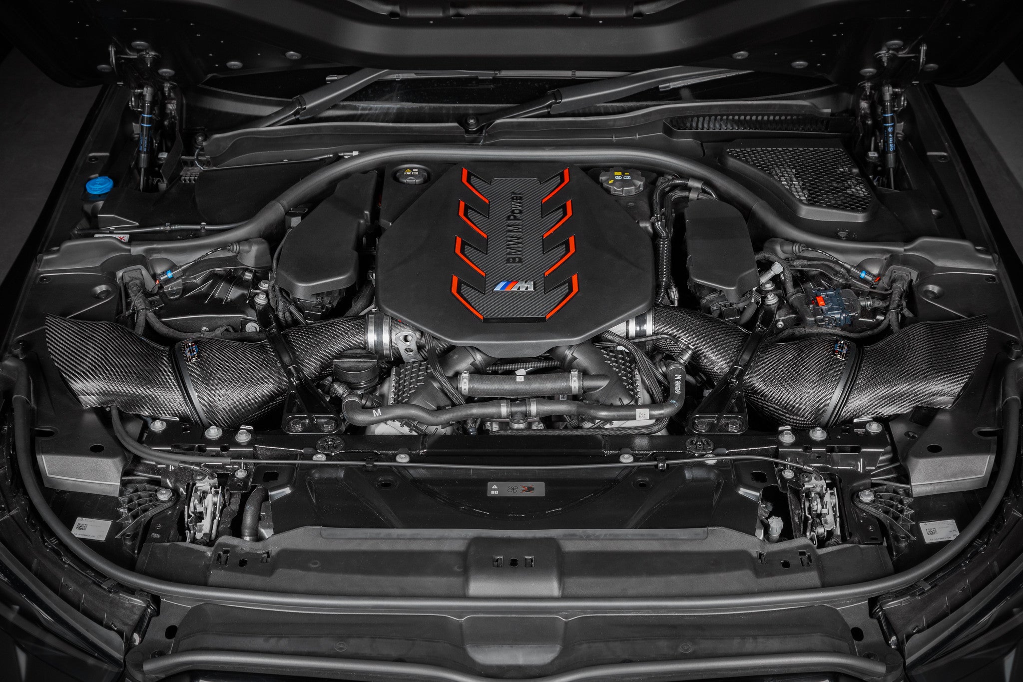 Eventuri Gloss Carbon Fibre Intake System - BMW G90 | G99 M5