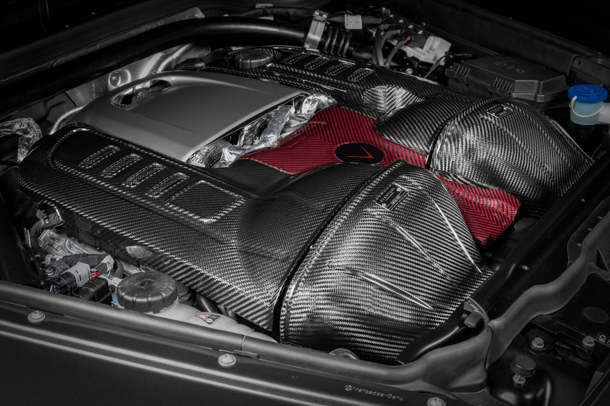 Eventuri Carbon Fibre Intake System - Mercedes G63 AMG (W465)